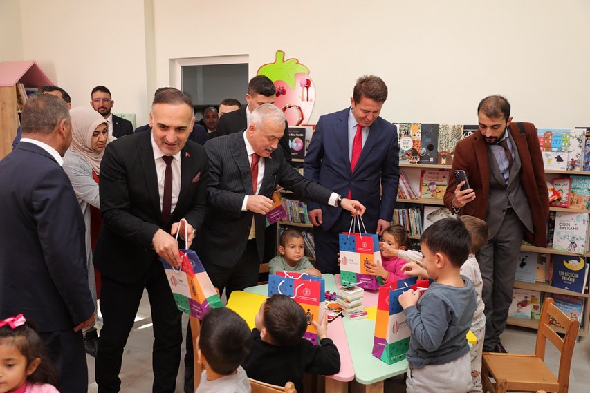 Ağaçören Halk Kütüphanesi Düzenlenen Törenle Açıldı